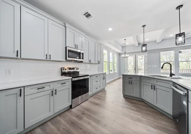 5th image of 106 Halawa Ct, Bastrop, TX 78602 | MLS# 5373651