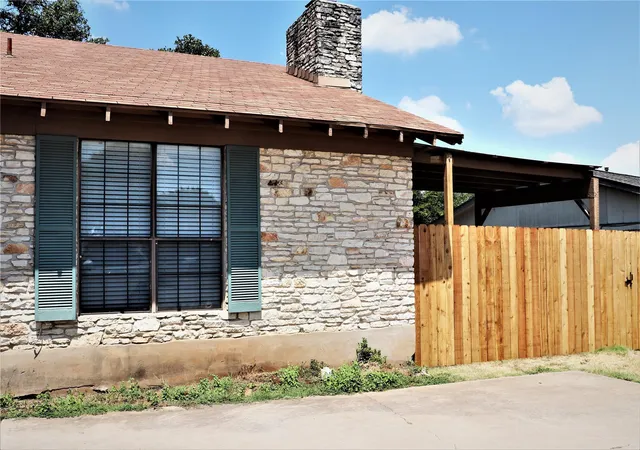 Photo 1 of Multi family home for sale at 1202 Leander Rd #A & B, Georgetown, TX 78628 | MLS# 9233204 | Listing updated on 2026-09-27