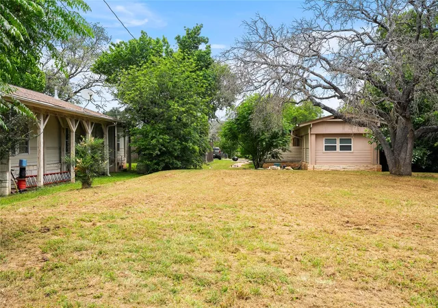 2nd image of 11608 Travis St, Jonestown, TX 78645 | MLS# 8299522