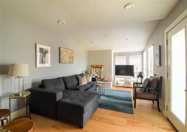 1st image of 909 Reinli St #221, Austin, TX 78751 | MLS# 9859371