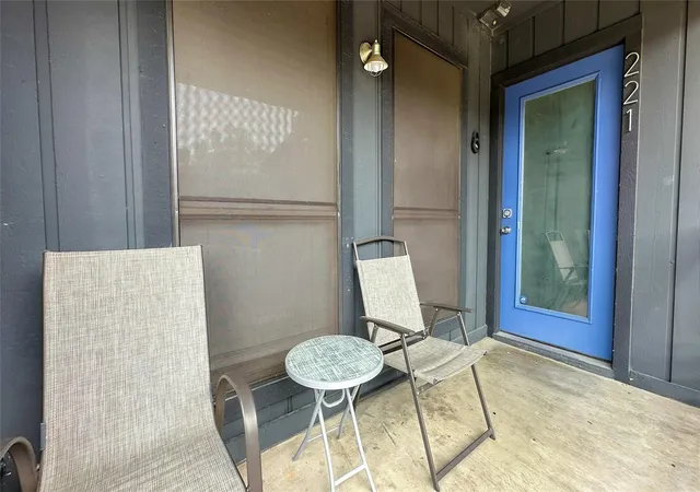 12th image of 909 Reinli St #221, Austin, TX 78751 | MLS# 9859371