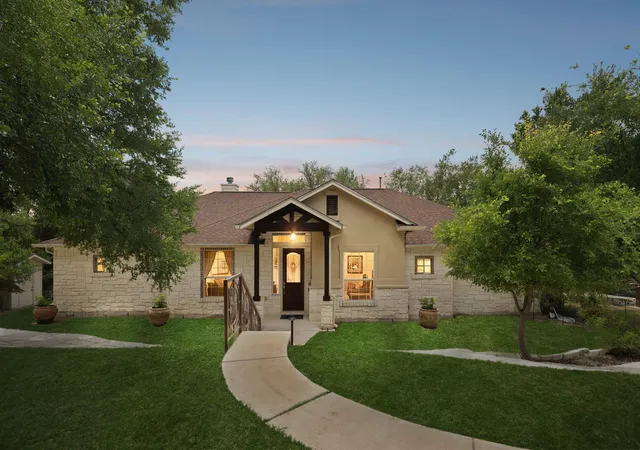 Homes for sale in Spicewood, TX | 23621 Indian Divide Cv, Spicewood, TX 78669 | MLS# 2854424