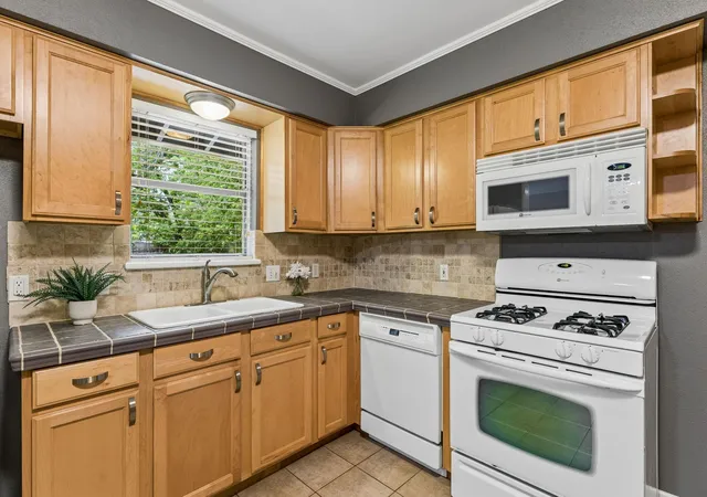 4th image of 6902 Notre Dame Dr, Austin, TX 78723 | MLS# 7714876