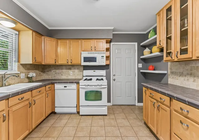 5th image of 6902 Notre Dame Dr, Austin, TX 78723 | MLS# 7714876