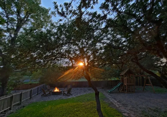 2nd image of 8617 Cobblestone, Austin, TX 78735 | MLS# 3747648