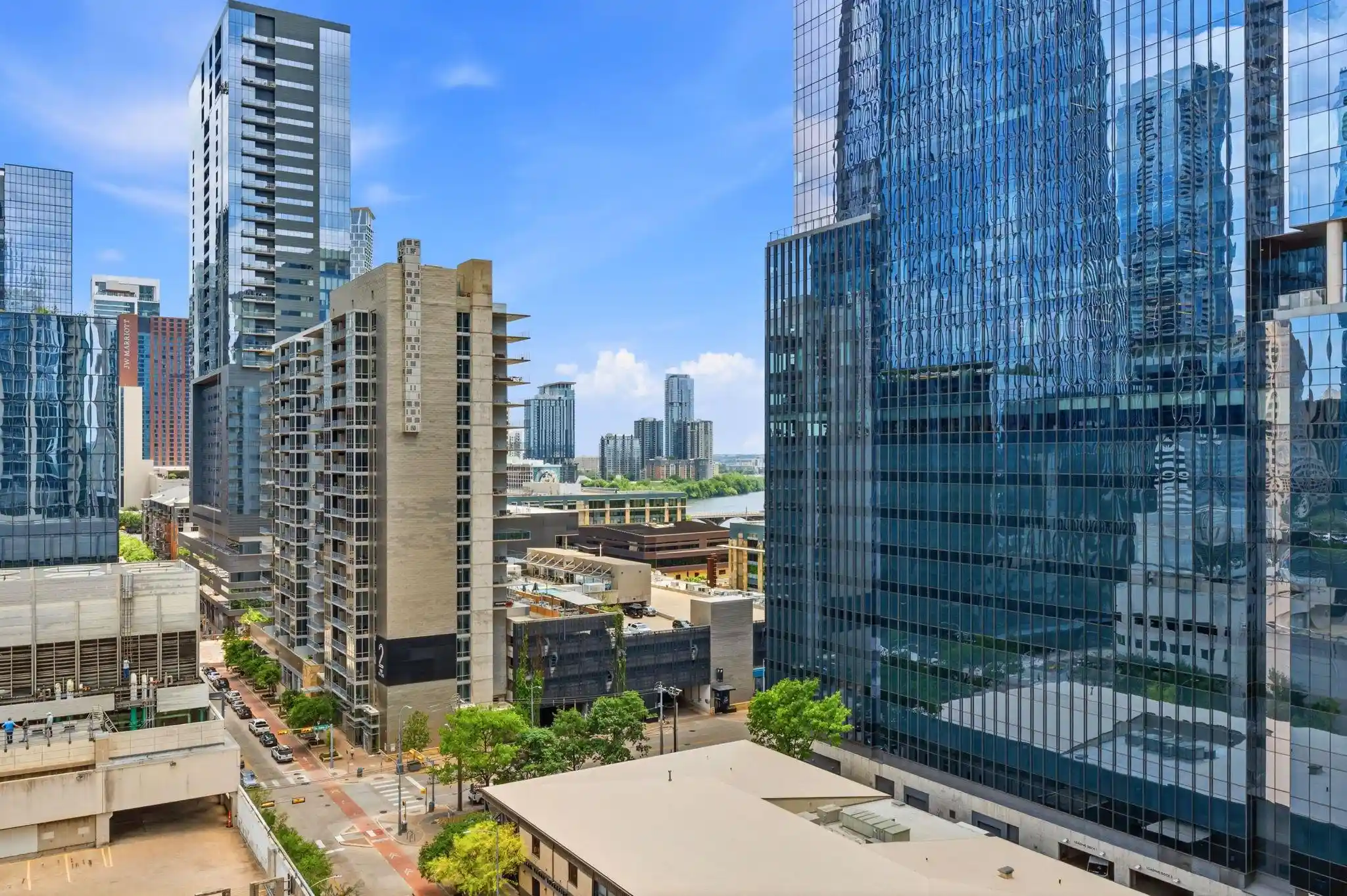 Listing Photo 40 - Condo for sale in 360 Condominiums located at 360 Nueces St, Austin, TX 78701 - Unit #1303