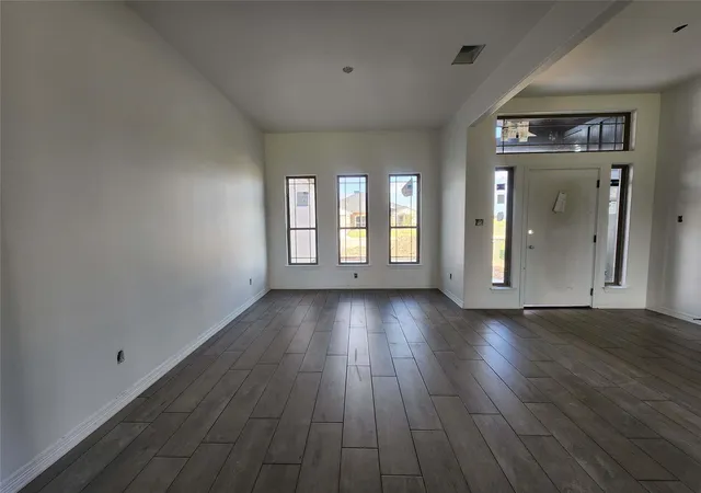 3rd image of 701 Golden Eagle Dr, Salado, TX 76571 | MLS# 7589175