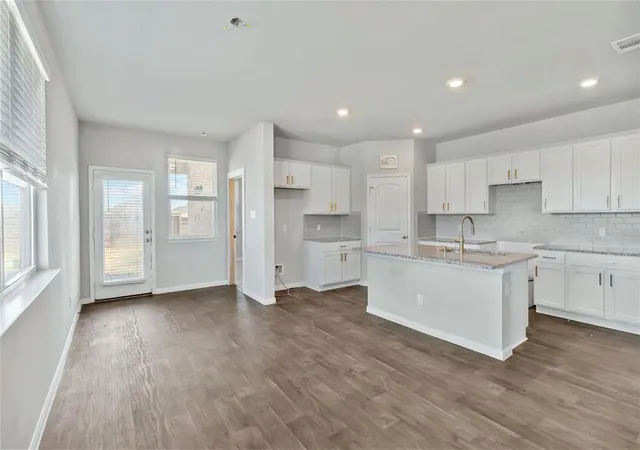 4th image of 226 Coralbean Dr, Kyle, TX 78640 | MLS# 4603358