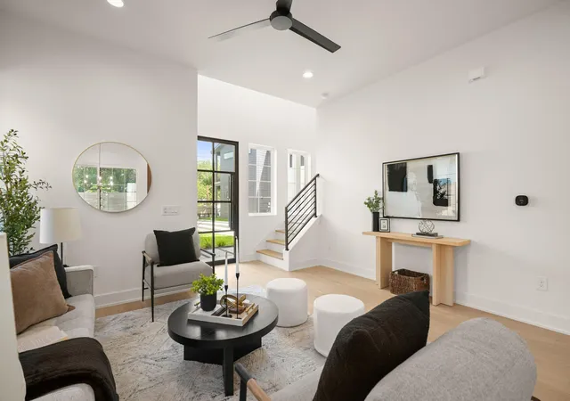 Homes for sale in Austin, TX | 601 Vermont Rd #2, Austin, TX 78702 | MLS# 7152193