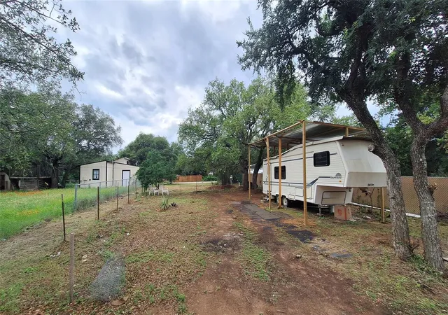 Homes for sale in Kingsland, TX | 3331 Daisy St, Kingsland, TX 78639 | MLS# 6842229