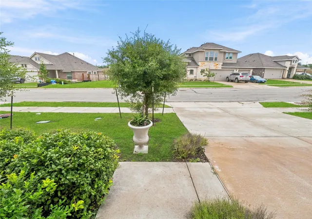3rd image of 606 Biscayne Bay Bnd, Kyle, TX 78640 | MLS# 9467942