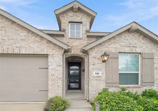 4th image of 606 Biscayne Bay Bnd, Kyle, TX 78640 | MLS# 9467942