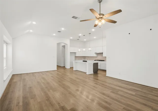 5th image of 606 Biscayne Bay Bnd, Kyle, TX 78640 | MLS# 9467942