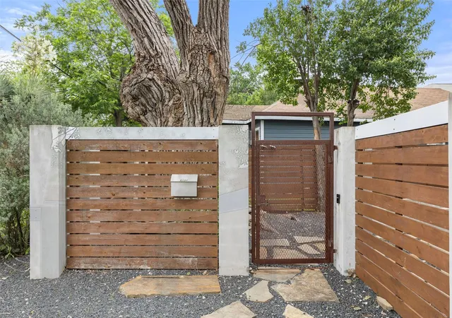 3rd image of 613 W Annie St #A, Austin, TX 78704 | MLS# 3523809