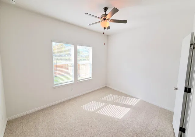 Photo 3 of Single family home for sale at 124 Woodbrook Dr, Georgetown, TX 78626 | MLS# 1735809 | Listing updated on 2026-10-15