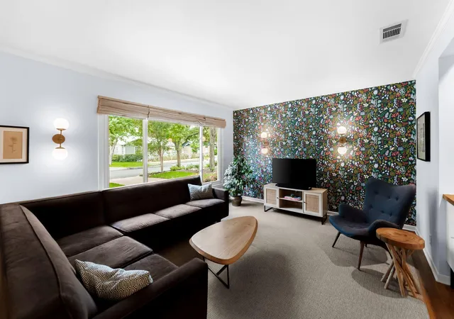4th image of 1902 W 41St St, Austin, TX 78731 | MLS# 4665618