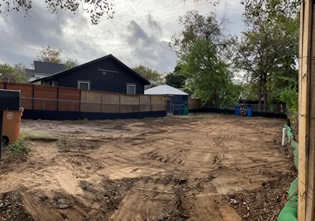 3rd image of 2213 Santa Maria St, Austin, TX 78702 | MLS# 4081989