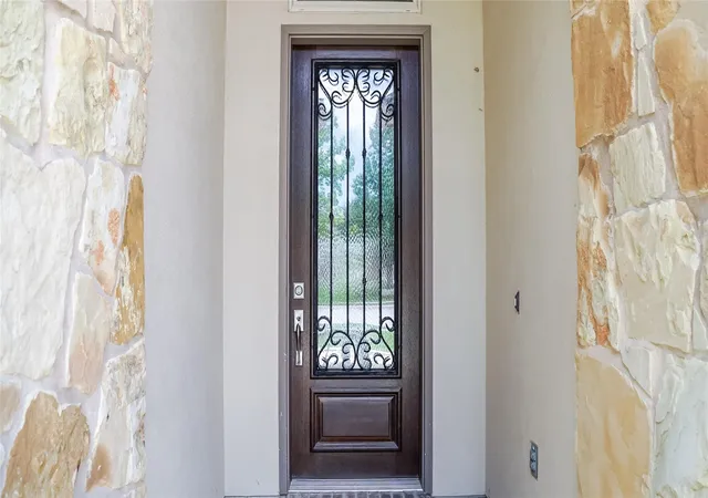 Photo 3 of Single family home for sale at 184 Fort Cobb Way, Georgetown, TX 78628 | MLS# 7482551 | Listing updated on 2026-08-26