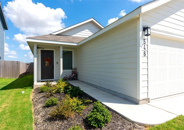 2nd image of 548 Rancho Del Cielo Loop, Jarrell, TX 76537 | MLS# 7534151