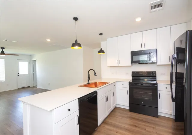 5th image of 548 Rancho Del Cielo Loop, Jarrell, TX 76537 | MLS# 7534151
