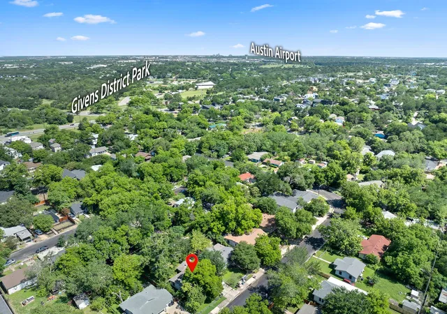 5th image of 1122 Spur #D St #D, Austin, TX 78721 | MLS# 5536024