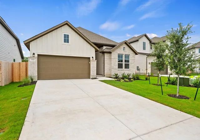 2nd image of 10728 Worth Lane, Manor, TX 78653 | MLS# 5194404