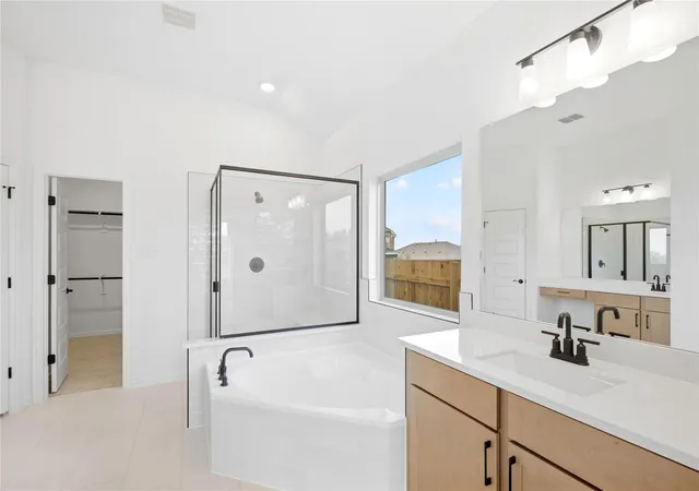 Photo 4 of Single family home for sale at 918 Kapok St, Buda, TX 78610 | MLS# 2638977 | Listing updated on 2026-10-07