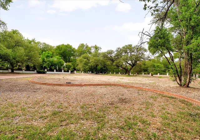 Land for sale at 3917 Balcones Dr, Austin, TX 78731 | MLS# 2366476