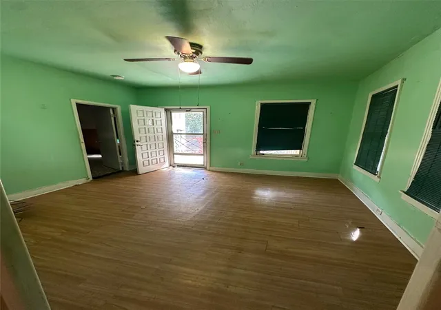 Photo 3 of Single family home for sale at 1912 Holly St, Austin, TX 78702 | MLS# 3025811 | Listing updated on 2026-10-29