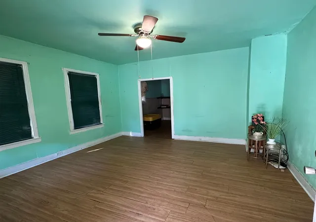 Photo 3 of Single family home for sale at 1912 Holly St, Austin, TX 78702 | MLS# 3025811 | Listing updated on 2026-10-29