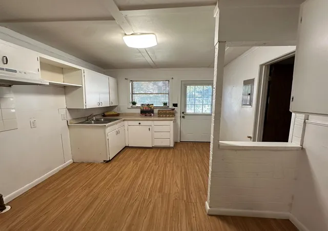 Photo 4 of Single family home for sale at 1912 Holly St, Austin, TX 78702 | MLS# 3025811 | Listing updated on 2026-10-29