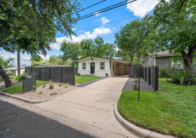 3rd image of 4711 Bandera Rd, Austin, TX 78721 | MLS# 9476494