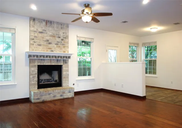 4th image of 3912 Newland Dr, Round Rock, TX 78681 | MLS# 3889922