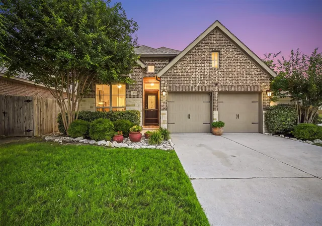 2nd image of 373 Lacey Oak Loop, San Marcos, TX 78666 | MLS# 9438489