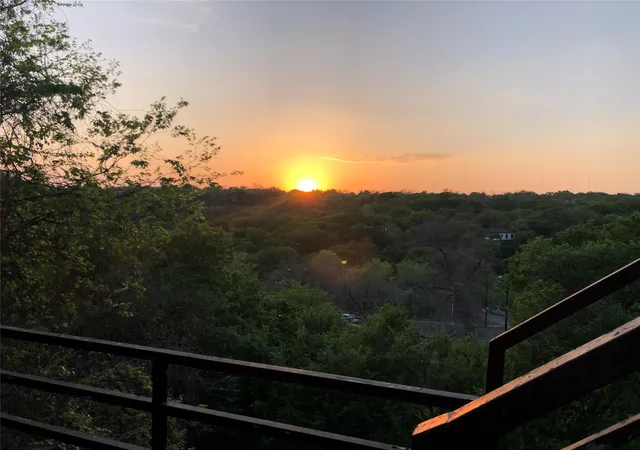 2nd image of 2612 San Pedro St A 118, Austin, TX 78705 | MLS# 2127763
