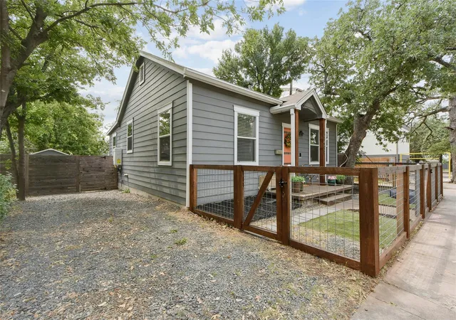 2nd image of 3403 King St, Austin, TX 78705 | MLS# 9223016