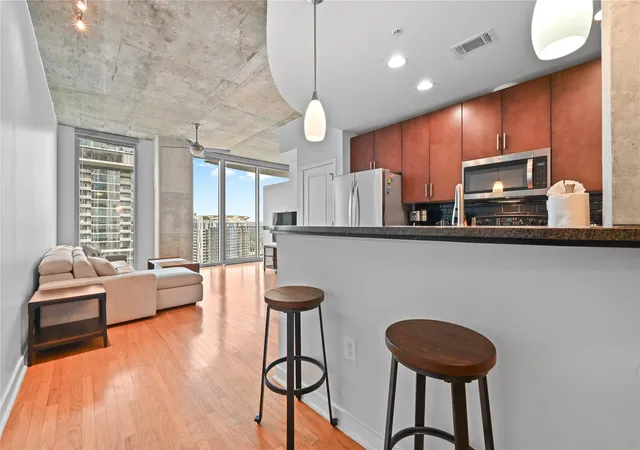 4th image of 360 Nueces St #2706, Austin, TX 78701 | MLS# 6339544