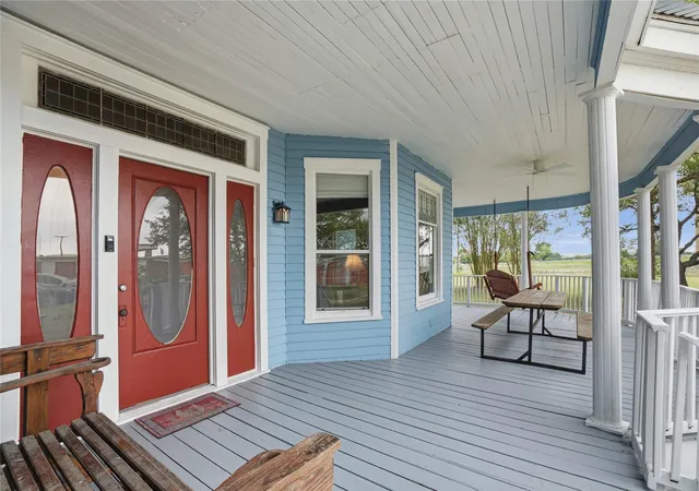 4th image of 501 Mish Mash Mall Ln, Schulenburg, TX 78956 | MLS# 4850112