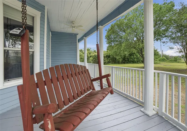 5th image of 501 Mish Mash Mall Ln, Schulenburg, TX 78956 | MLS# 4850112