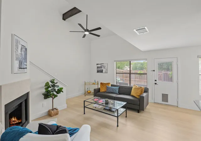 1st image of 512 Eberhart Ln #1003, Austin, TX 78745 | MLS# 9961620