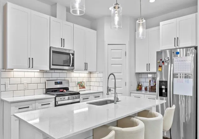 3rd image of 4711 Little Hill Cir, Austin, TX 78725 | MLS# 8578942