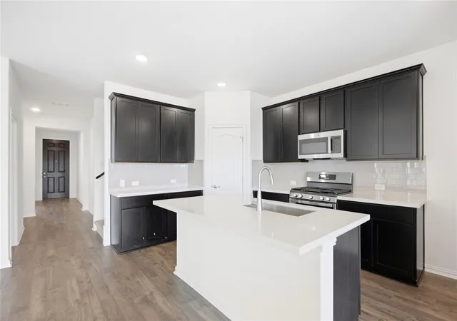 Photo 2 of Single family home for sale at 25617 Flora Bella Ln, Elgin, TX 78621 | MLS# 6320896 | Listing updated on 2026-10-07