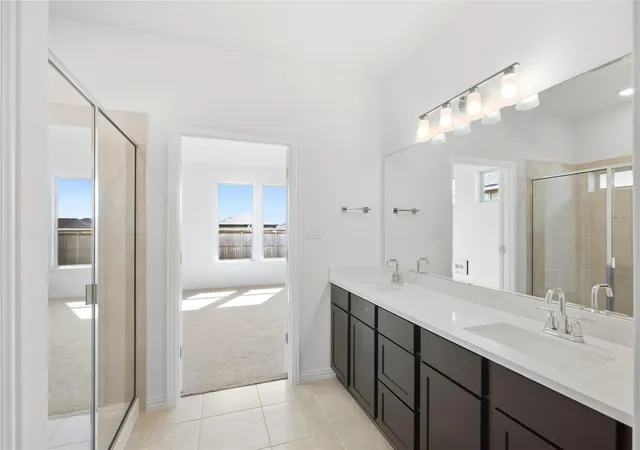 Photo 3 of Single family home for sale at 25617 Flora Bella Ln, Elgin, TX 78621 | MLS# 6320896 | Listing updated on 2026-10-07