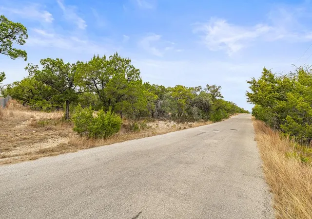 2nd image of 1216 Overland Stage Rd, Dripping Springs, TX 78620 | MLS# 7358324