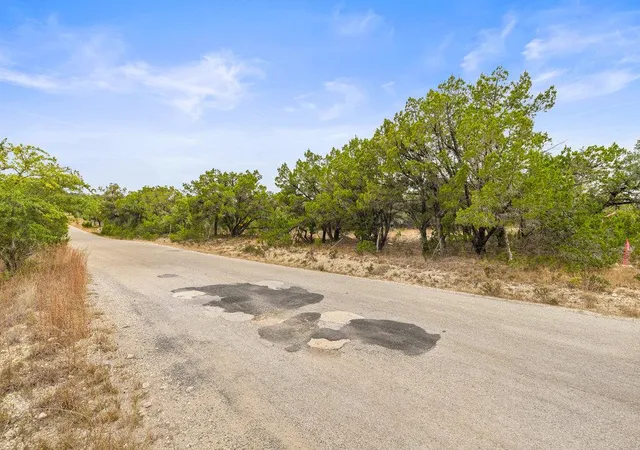 3rd image of 1216 Overland Stage Rd, Dripping Springs, TX 78620 | MLS# 7358324