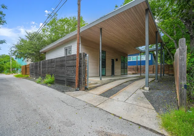 5th image of 2103 E 14Th St #B, Austin, TX 78702 | MLS# 2702042