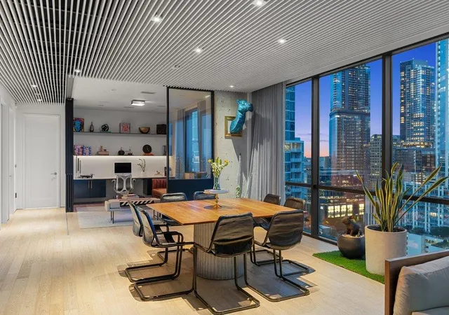 Listing Photo 5 - Condo for sale in building located at 222 W Ave, Austin, TX 78701 - Unit #2301