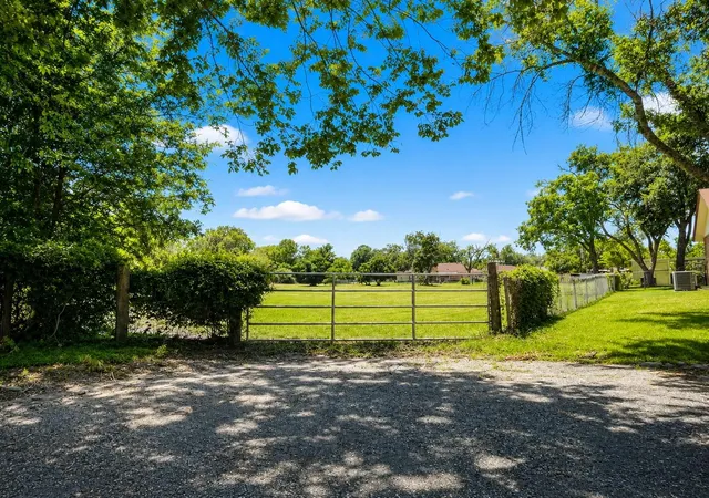 Homes for sale in Giddings, TX | Tbd S Knox Ave, Giddings, TX 78942 | MLS# 9582562