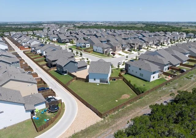35th image of 2049 Winston Wy, Leander, TX 78641 | MLS# 9348495