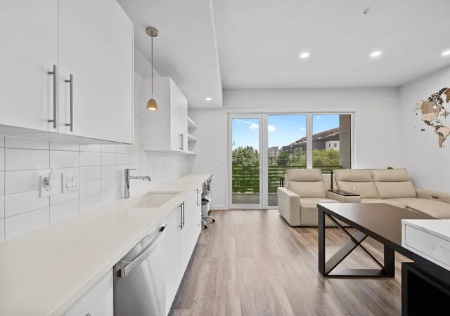 4th image of 4004 Banister Ln, Austin, TX 78704